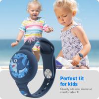 Pulsera Airtag impermeable para niños, ajustable, diseño de dibujos animados de tiburón lindo oculto, soporte para etiquetas de aire, silicona antipérdida, pulsera GPS para niños pequeños - details 2