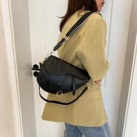 Bolso De Hombro Pequeño De Cuero PU Impermeable Para Mujer Mini Bolso Hobo Sólido Bolso De Silla Bolso De Mano Top Para Damas - details 16