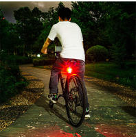 Luz Trasera De Bicicleta Multiuso 200 Lumens LED Impermeable Para MTB Ciclismo Luz De Sillín Y Cascolampara De Manillar - details 1