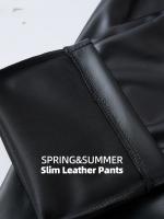 Pantalones De Cuero PU Para Hombre Corte Slim Con Bolsillos Versátiles Y Transpirables Para Un Look Moderno En La Primavera - details 4