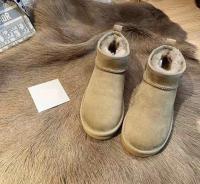 Botas De Nieve Para Mujer Invierno 2024 Diseño Retro De Cuero Suave Calientes Planas Con Tacón Bajo Color Sólido Botas De Outdoor Cómodas Y Cálidas - details 7
