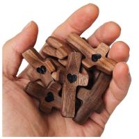 1pc Cruz Creativa De Madera De Olivo Hecha a Mano Arte Obra De Artesanía Regalo Cruz Mi Corazón Aliento Pieza De Nácar Americano - details 3