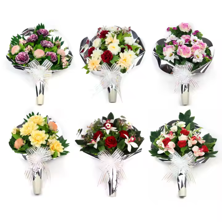 Ramos de Flores Artificiales de Tela con Envoltorio Plateado, Perfecto para Cementerios y Ofrendas de Todos los Santos, Resistente a la Intemperie, Duradero y Elegante, Ideal para Decoración en Exteriores - 1