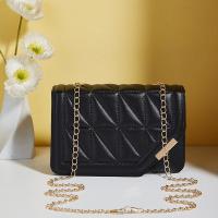 Bolso De Hombro Para Mujer De Lujo Negro En Cuero PU Con Patrón Cuadriculado Y Borla Bolso Bandolera Suave Con Cierre Hasp - details 1