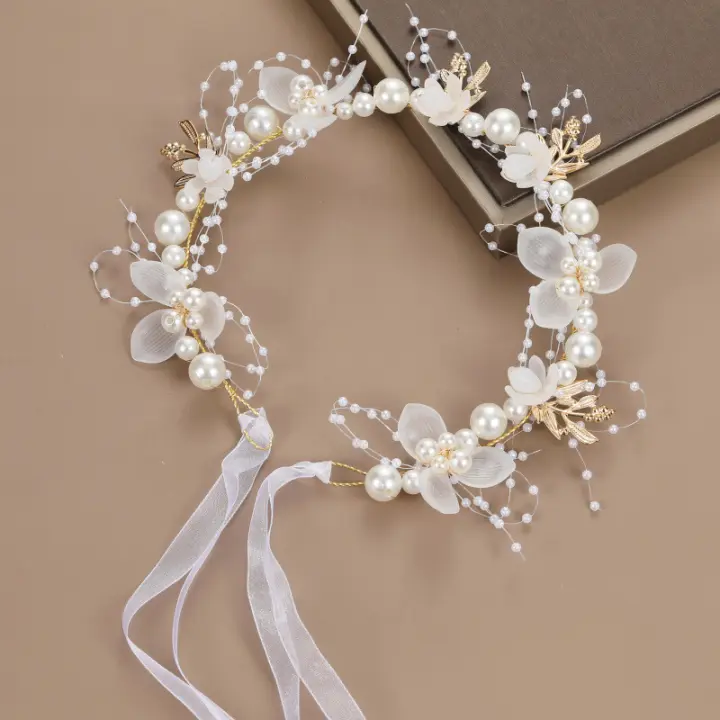 Diadema De Boda Romántica Con Flores Y Perlas Artificiales Adorno Para Cumpleaños Y Fiestas De Princesa Hecho De Metal - 1