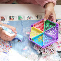 Kit De Paleta De Diamante 7 En 1 Con Almacenamiento Hexagonal De Gran Capacidad Y Pluma De Diamante Herramientas Para Pintura Y Bordado Artísticos - details 0