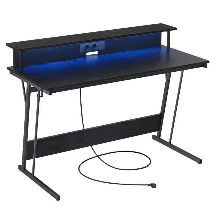 VASAGLE Escritorio para Juegos con Luces LED y Tomas de Corriente Incorporadas, Escritorio con Estante para 2 Monitores, Mesa para Oficina Dormitorio, 55 x 135 x 76 cm, Negro Ébano/Negro Carbón/Marrón Rústico - 1