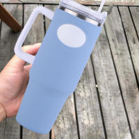 Protector De Tumbler De Silicona Antideslizante Para Stanley 40oz Funda Completa Antarrugas En Colores Rosa Gris Y Azul - details 10