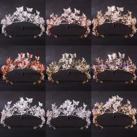 Diadema De Boda Hecha a Mano Con Perlas Y Rhinestones Diseño Floral Con Mariposa Accesorio Para El Cabello Regalo De Novia - details 0
