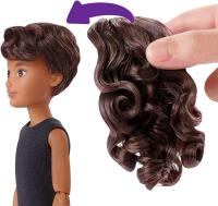 Creatable World ,Figura Unisex, muñeco inclusivo articulado, pelucas castañas con rizos y accesorios Mattel GGT68 - details 3