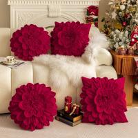 Funda de almohada con flores rojas y verdes, pétalos navideños, cojín para sofá, almohada para hotel, alojamiento familiar, coche - details 0