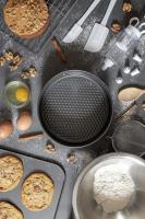 Non-stick Spring form Cake Tin, Round cake pan with loose base for easy release, fridge and freezer safe. Grey, 19cm, 7.5 inch - details 1