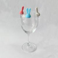 Set Creativo De Marcadores De Bebida Para Vino Y Cocteles Con Pegatinas Para Cristales Y Tazas De Vino Tamaño Pequeño Color Rojo - details 27