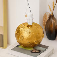Adorno De Escritorio Espacial Con Resina Figura De Espaceman Y Planeta En Caja Organizadora Para Decoración De Habitación Temática De Espacio - details 4
