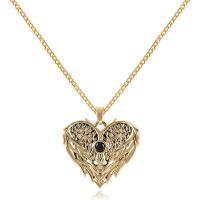 Encanto Collar dorado con forma de corazón y alas de plumas creativas con personalidad de moda para mujer - details 0