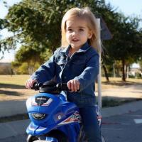INJUSA - Moto Correpasillos Tundra Tornado | Andador Bebé | Moto para Niños de 18 a 48 Meses | Ruedas Anchas de Plástico | Decoración Permanente e Impermeable | Asa de Transporte para Padres | Versiones: Honda, Repsol y Marca Injusa en Azul o Rosa - details 0