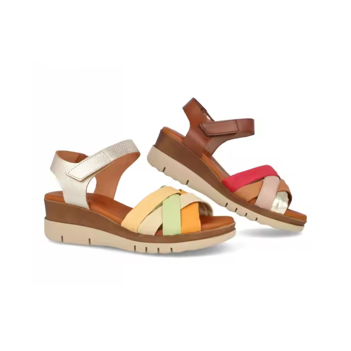 13774 - DIGO DIGO SANDALIAS DE CUÑA   COLORES : MARRON , ORO  TALLAS : 35 AL 41  CORTE EXTERIOR : PIEL  FORRO INTERIOR : PIEL  PLANTILLA : PIEL / GEL  ALTURA TACÓN / CUÑA : 5 CM.  PISO : SINTÉTICO - 1