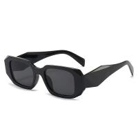 Gafas De Sol Unisex Moda 2025 Para Hombres Y Mujeres Protección Solar Deporte Al Aire Libre Ciclismo Diseño Sólido Material Suede - details 4