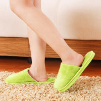 Chinelos De Invierno Para Hombres Y Mujeres Pantuflas De Viaje No Específicas De Color Felpa Coral Antideslizantes Suaves Y Cálidas Chinelos De Casa - details 2