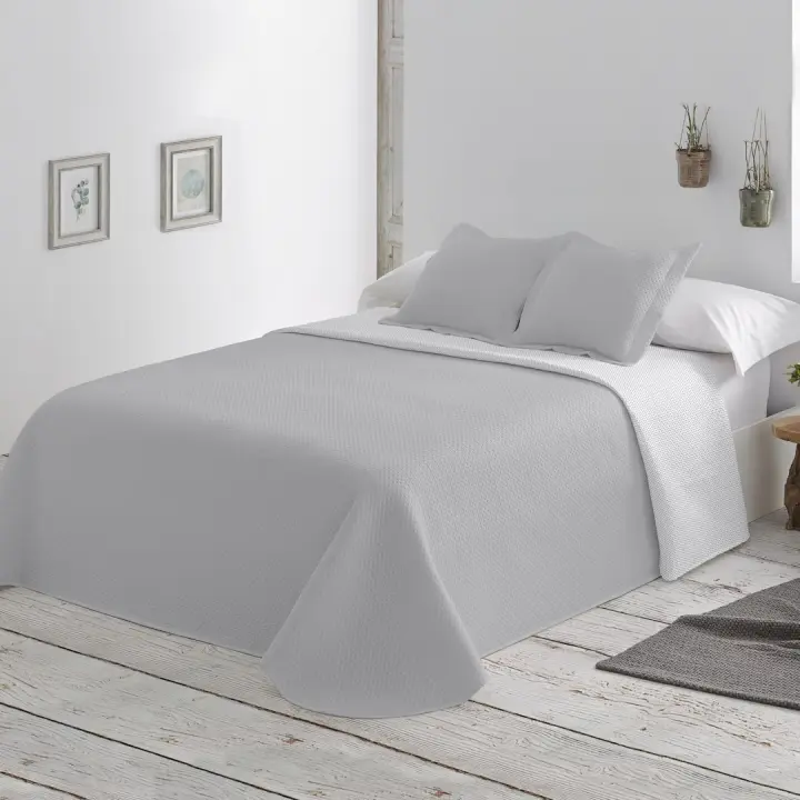 Mommata Colcha Lisa Reversible Termosellada Gris. - 1