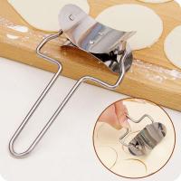 Juego de 2 bolas de grasa de acero inoxidable para galletas de raviolis Pierogi - details 0