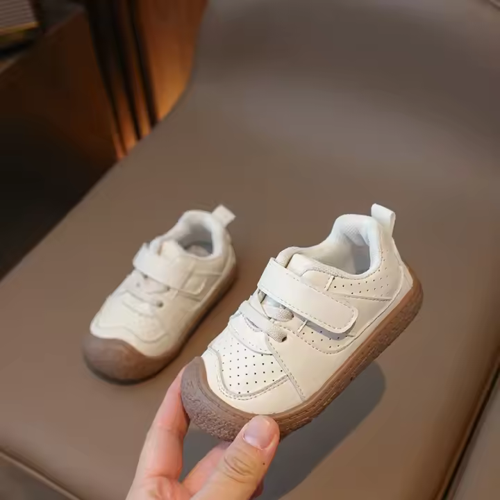 Zapatos Casuales Para Niños Ligeros Y Antideslizantes Cuero PU Suela De Goma Zapatos De Tenis Para Bebés Y Niños De 1 a 2 Años - 1