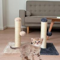 Poste rascador para gatos de sisal natural, con dimensiones de 25x25x35 cm. Diseño compacto y fácil de montar. Incluye juguete y superficie plana para descanso. Base estable con felpa suave para mayor comodidad. Ideal para espacios pequeños y gatitos acti - details 2