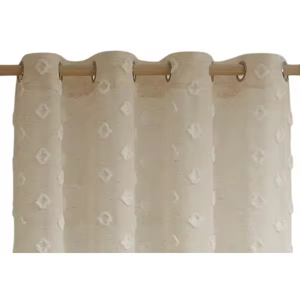 Visillo decorativo de color crudo con detalles de rombos con pompones de fácil colocación. - 1