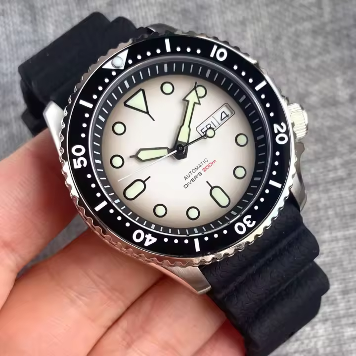 Reloj De Pulsera Hombre SKX Tandorio Diver Acero Inoxidable Movimiento NH36 3.8 Corona 120 Clicks Bisel Pantalla Blanca Luminiscencia Verde Correa De Acero Inoxidable Resistente Al Agua 20 Bar - 1