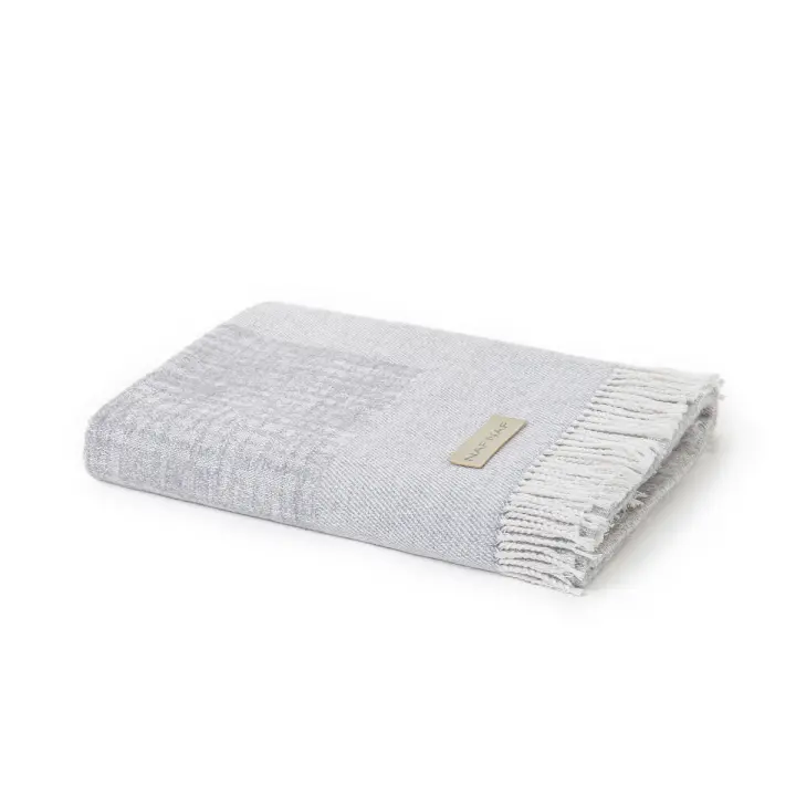 NAF NAF - Manta Decorativa BRAILLE Gris 130x170 Cm - 1