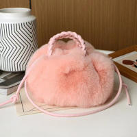 Bolso De Hombro Para Mujer Con Diseño De Calabaza De Peluche Falso Moda Nube Plisada Bolsa De Mano Con Cierre Hasp - details 4