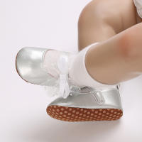 Zapatos De Princesa Plateada Para Bebés Recién Nacidos 0-18M Casual Con Lazo Antideslizante Suela De Tela Bajo El Tobillo PU Decoración De Cinta Para Niñas - details 8