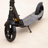 EVO - Patinete 2 ruedas, negro, medidas 86x39x91-96 cm, altura regulable, peso máximo soportado 100 kg, freno trasero, soporte lateral, base y manillar antideslizantes, juguetes niños +8 años, juguetes aire libre, juegos exterior - details 6