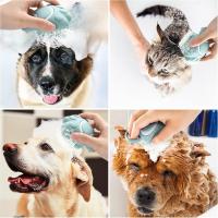 Cepillo de Baño para Perros y Gatos, Dispensador de Champú de Silicona, Suave Cepillo de Ducha para el Lavado de Mascotas de Pelo Corto y Largo (Azul en forma de pata) - details 5