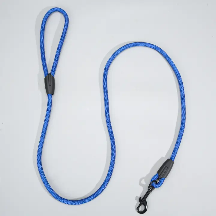 Correa Para Mascotas 1 Pieza Fácil De Control Y Cómoda Para Sostener Seis Colores Correa Básica De Poliéster Para Perros De Todas Las Estaciones - 1