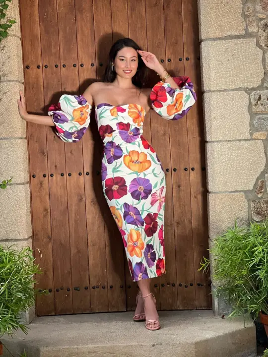 Vestido Carolina Original Estampado Floral Corte Midi Escote Palabra de Honor - 1