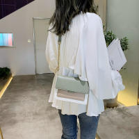 Bolso Bandolera De Cuero Con Contraste Para Mujer Bolso De Mano De Viaje Moda Simple Bolso De Hombro Mensajero Pequeño Para Dama - details 3