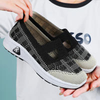 Zapatillas De Mujer Transpirables Y Suaves Para Verano Diseño Moda Suela De PVC Tacón Bajo Cómodo Zapatos Slip-On Fabricado Con Malla - details 8