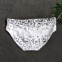 Bragas De Natación Para Hombre Briefs Sexys De Cintura Baja Estilo Triangular Short De Baño Patchwork Color Surf - details 8