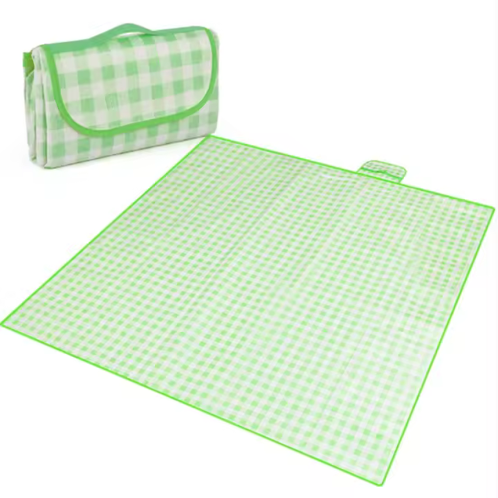 Manta De Picnic 140x190cm Roja a Cuadros Lavable Y Ligera Con Asa Para Senderismo Viajes Al Aire Libre Camping Parques - 1