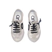 ARO_ ZAPATILLAS JOANETA NET EN PIEL SERRAJE METALIZADO PLATINUM, CON VELCRO Y CORDONES ELASTICOS - details 1