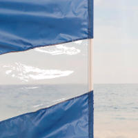 Aktive - Paravientos playa, 440x130 cm, color azul, ventana panorámica PVC, tejido poliéster, estructura acero, incluye 4 piquetas y varillas, funda de transporte con asa, cortavientos para la playa plegable - details 5