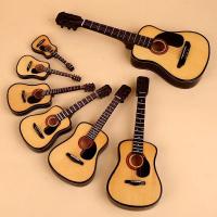Guitarra Clásica Miniatura De Madera Instrumento Musical Decoración Para Dormitorio Y Sala De Estar Regalo Elegante Retro - details 0