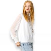 Blusa Tiffosi Lua en blanco brillante, escote pico y manga larga con elástico en los puños. - details 1