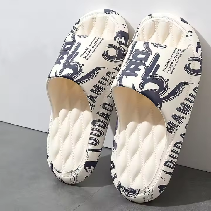 Zapatillas De Plataforma Para Hombre Con Diseño De Graffiti Y Pataugas De EVA Para Interior Y Playa Sandalias Planas Con Estampado De Dibujos Animados - 1