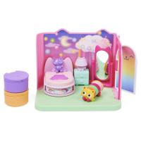 SPIN MASTER - LA CASA DE MUÑECAS DE GABBY - EL DORMITORIO DE SUEÑIGATA - El Dormitorio de Sueñigata de La Casa de Muñecas de Gabby con 1 Figuras, 3 Accesorios, 2 Caja Sorpresa y 3 Muebles - 6062037 - Juguetes Niños +3 años - details 1