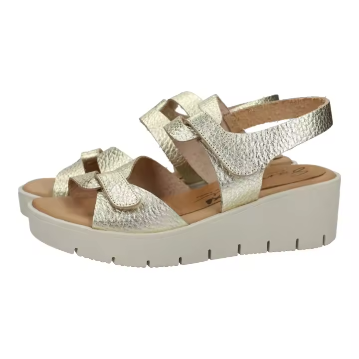 Sandalias marca SANDALI para mujer en color platino. Sandalias de cuña media para chicas, sandalias de piel hechas en España, color platino, con velcro y planta de gel - 1