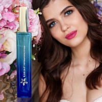 PERFUME INSPIRADO EN NARCISO RODRÍGUEZ FOR HER - PARA MUJERES - NOTAS OLFATIVAS: Almizcle, floral, amaderado - PERFUME DE ALTA CALIDAD Y DURABILIDAD - REF. 59 DE CIEN FRAGANCIAS + GAFAS DE SOL DE REGALO*. Comprando 2 unidades de 55 ml o 1 ud. de 100 ml. - details 0
