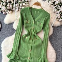 YuooMuoo Vestido Maxi Tejido Otoño Invierno Mujer Elegante V-cuello Botones Cintura Delgada Volantes Suéter Vestido Fiesta - details 5