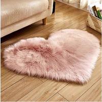 Alfombra De Pluma Para Sala De Estar Y Dormitorio En Forma De Corazón Alfombra De Acogida Para Nueva Casa Textil Grueso Diseño Moderno Para Hogar Y Hotel - details 6